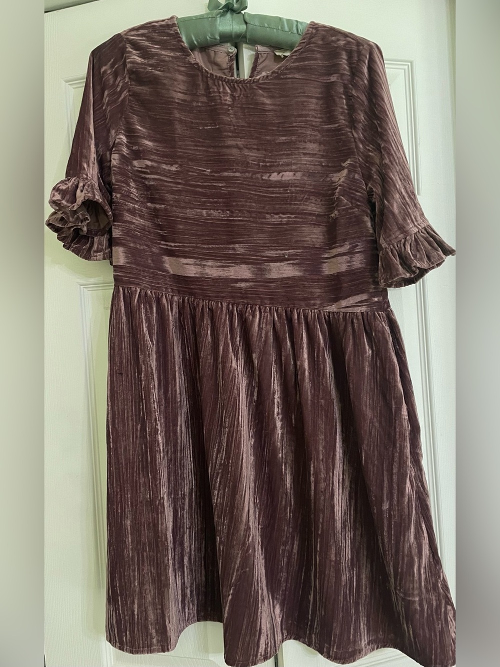Melloday Velvet Ruffle Sleeve Dress in Mauve